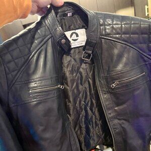 Men’s Distressed Brown Leather Biker Jacket – XL